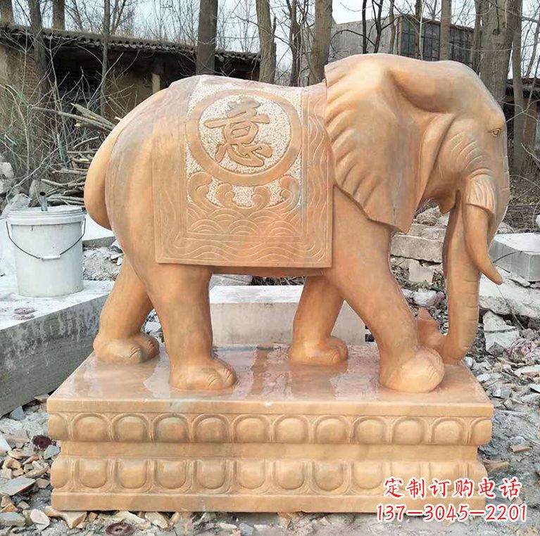 吉林晚霞红石材大象雕塑