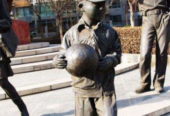 吉林展示小学生活力的足球少年雕塑