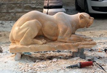吉林中领雕塑：精美雕刻豹雕塑
