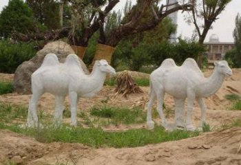 吉林欣赏大自然，石雕骆驼公园动物雕塑邀请您
