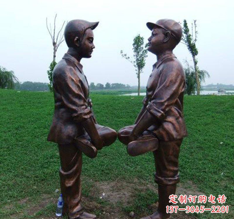 吉林小孩斗鸡铸铜雕塑