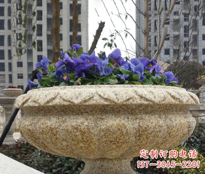 吉林小区景观大理石花盆石雕