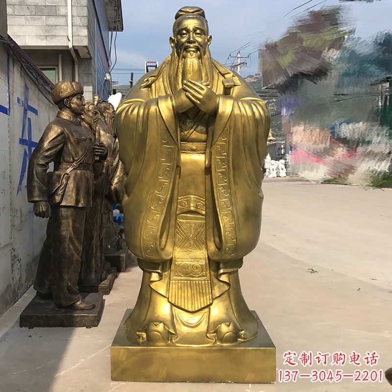 吉林校园孔子铜雕像