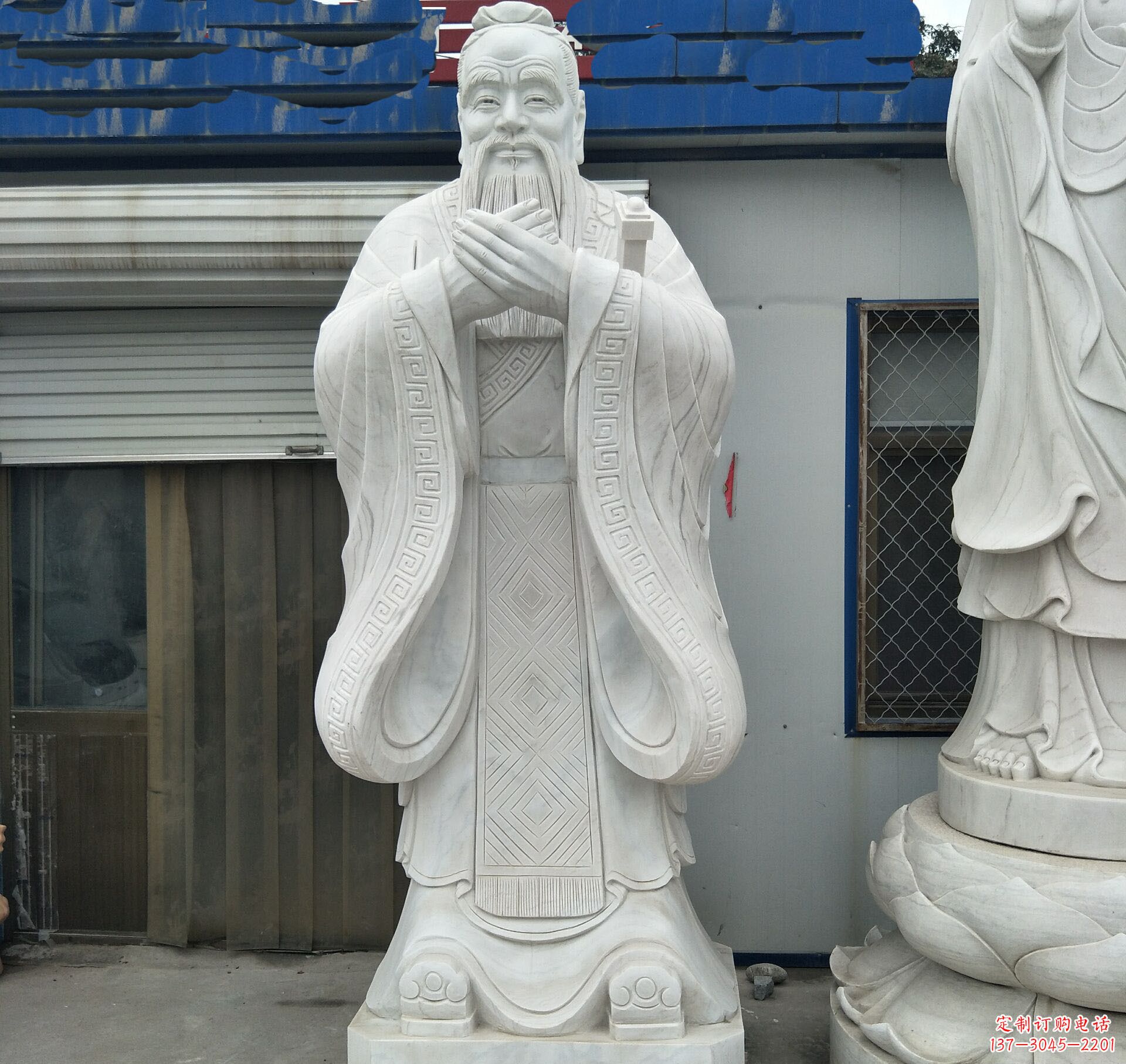 吉林学校礼仪孔子石雕