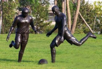 吉林园林踢足球人物铜雕