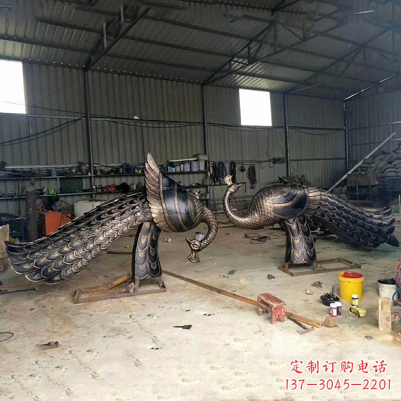 吉林铸铜孔雀雕塑