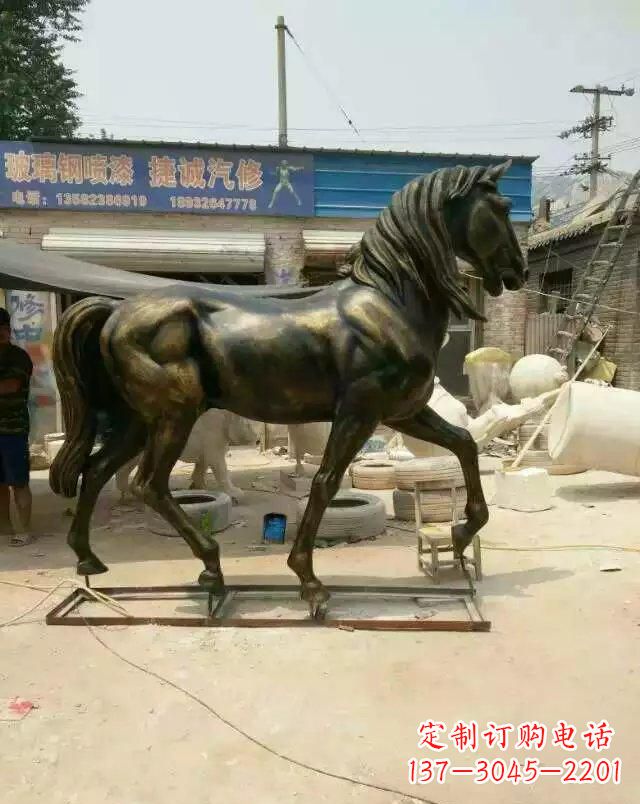 吉林铸铜马雕塑