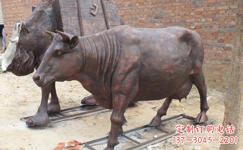 吉林铸铜奶牛公园动物铜雕